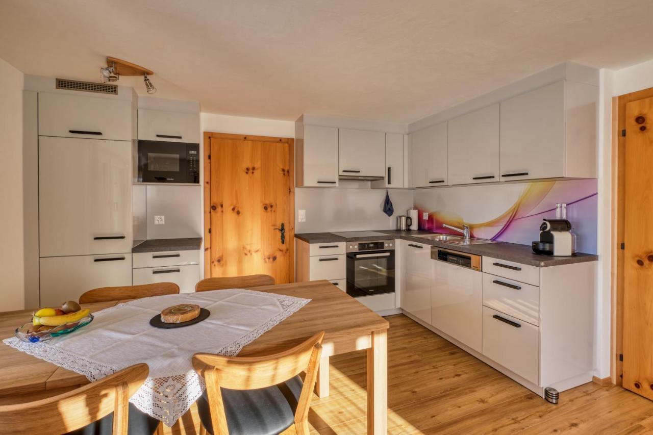 Apartmán Chasa Plajet Ramosch Exteriér fotografie